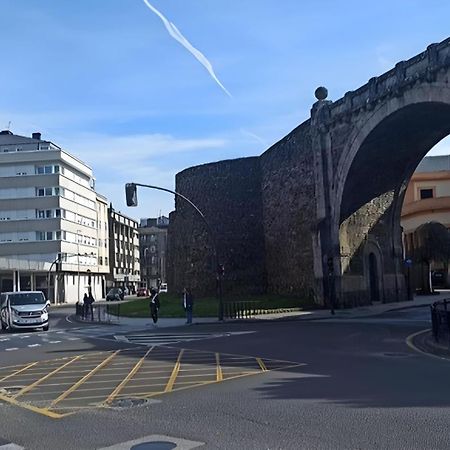 Adarve, Con Parking Y Vistas A La Muralla Lugo Eksteriør bilde